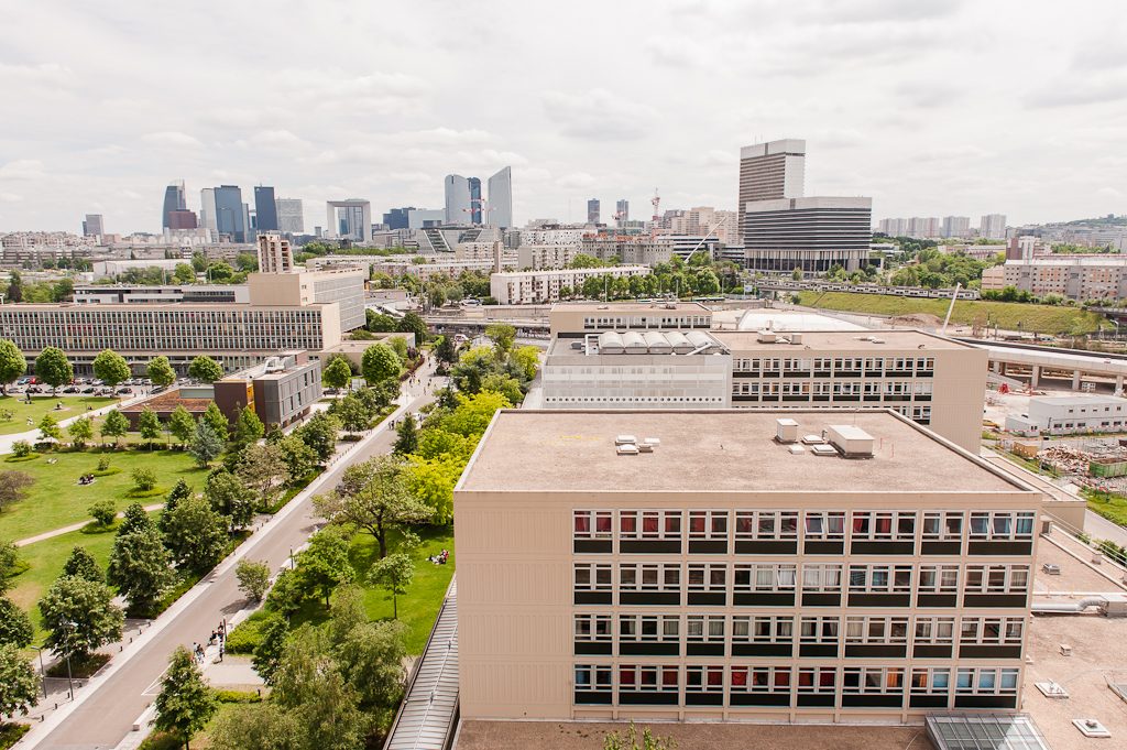 découvrez ia nanterre, le centre d'excellence dédié à l'intelligence artificielle. explorez nos programmes innovants, nos projets de recherche et les opportunités de collaboration pour propulser votre expertise en ia. rejoignez-nous pour façonner l'avenir technologique!