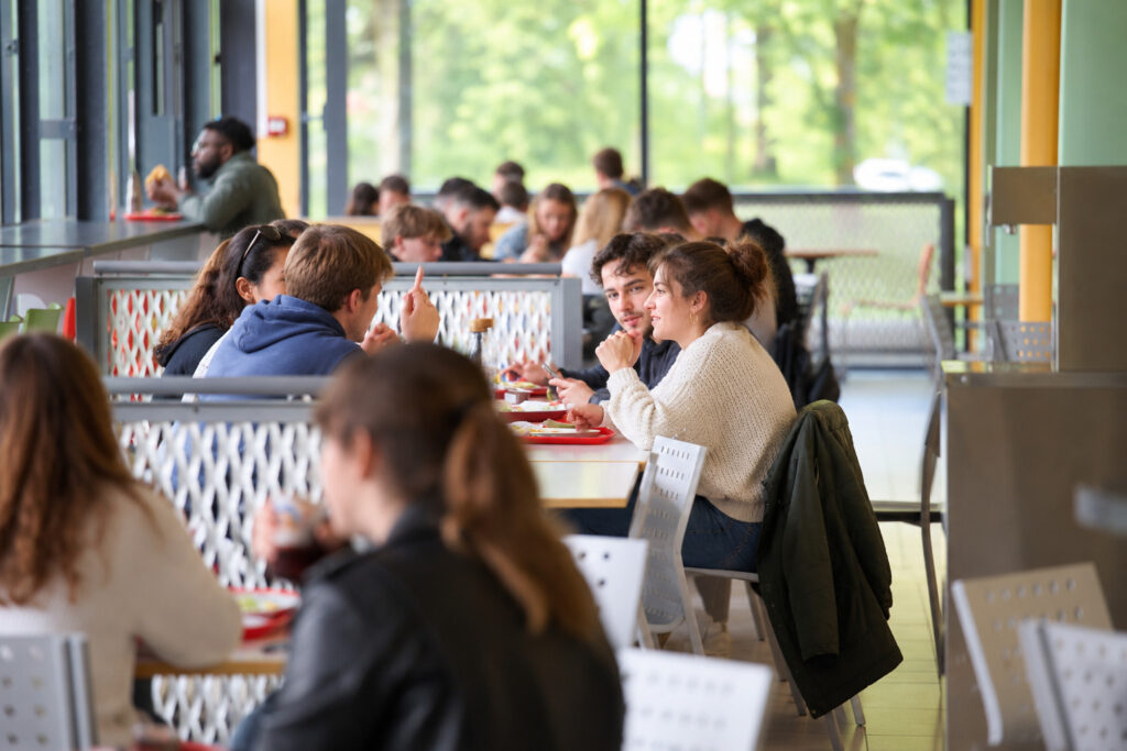 Université de Picardie Jules Verne : Un Master IA soutenu par la Région Hauts-de-France